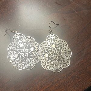 Elegant Silver Filigree Earrings